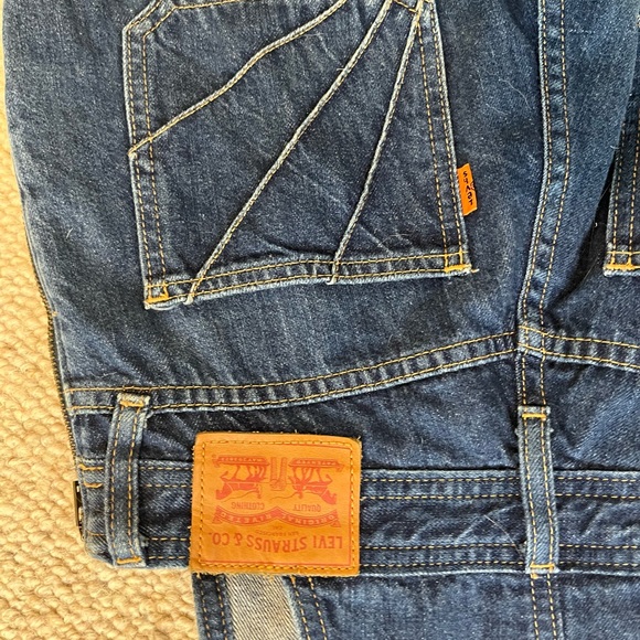 Retro Levi’s Overalls - Picture 2 of 4